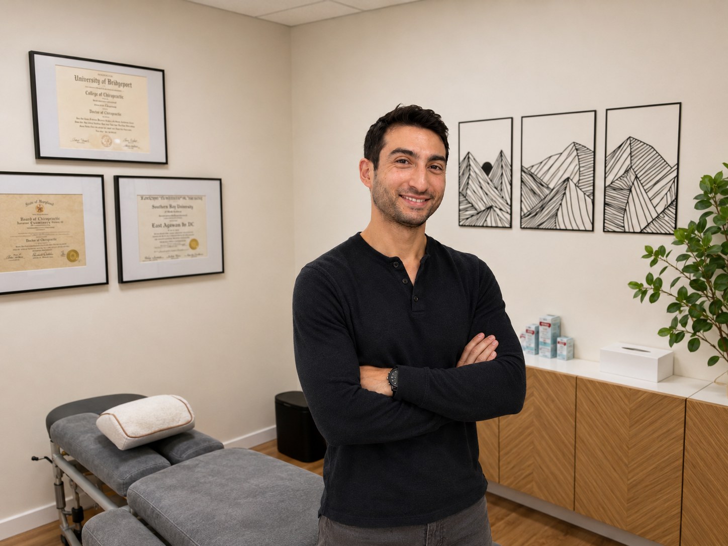 Dr. Evan Gershater DC in his Herzliya treatment room