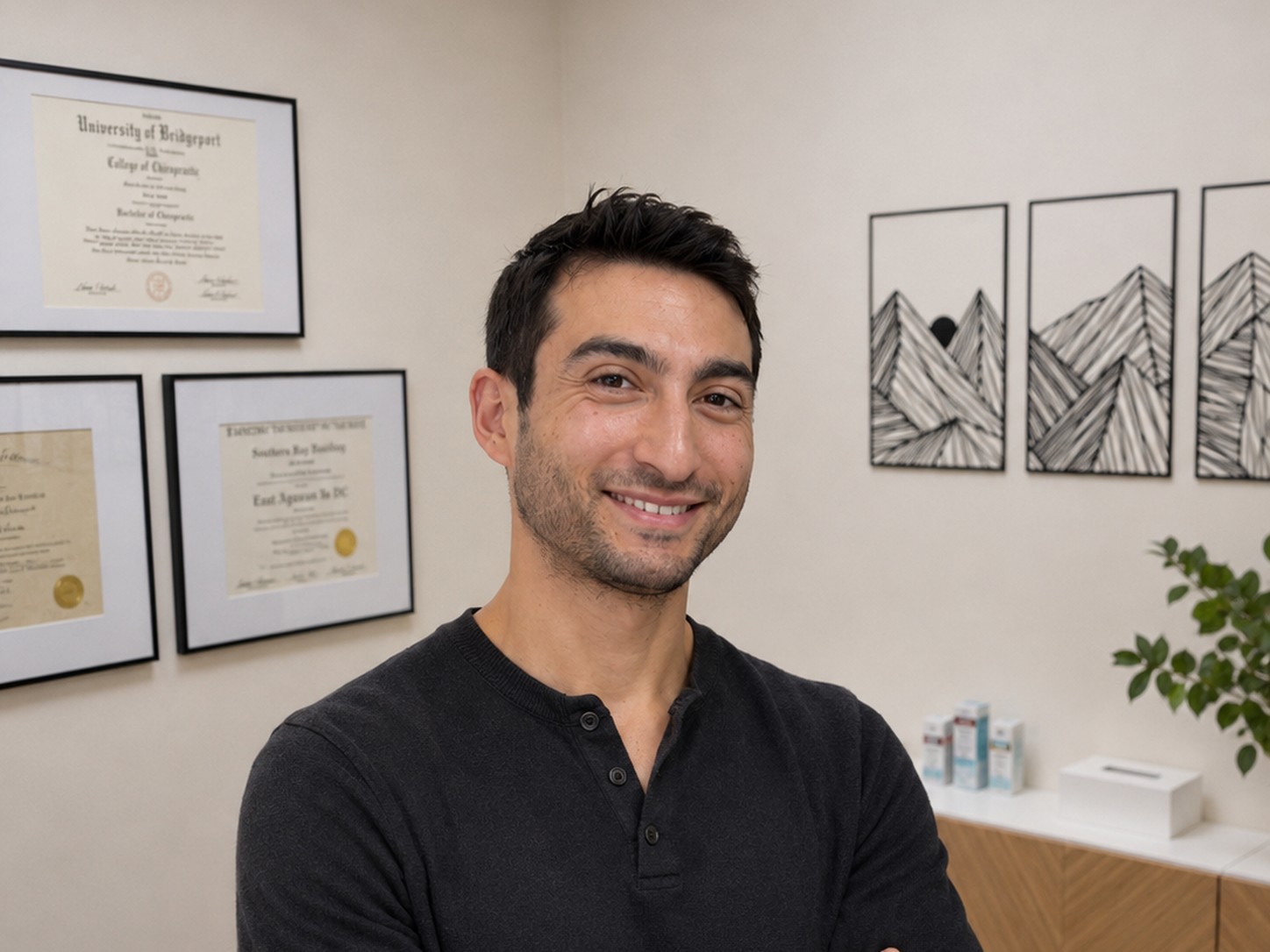 Dr. Evan Gershater DC in his Herzliya treatment room